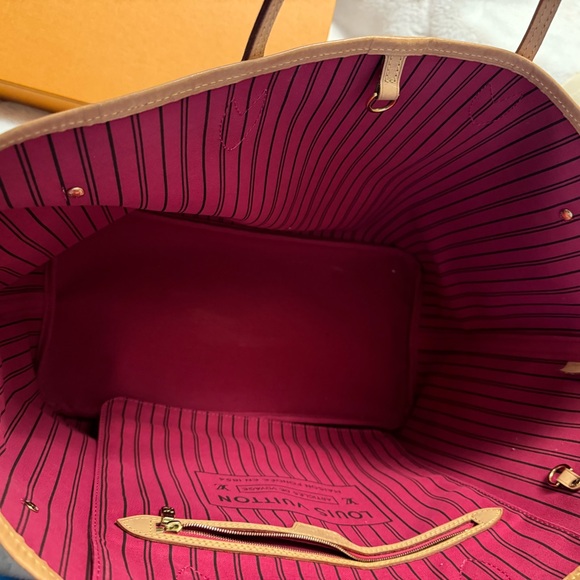 Louis Vuitton Neverfull GM/ Pink - Picture 10 of 16